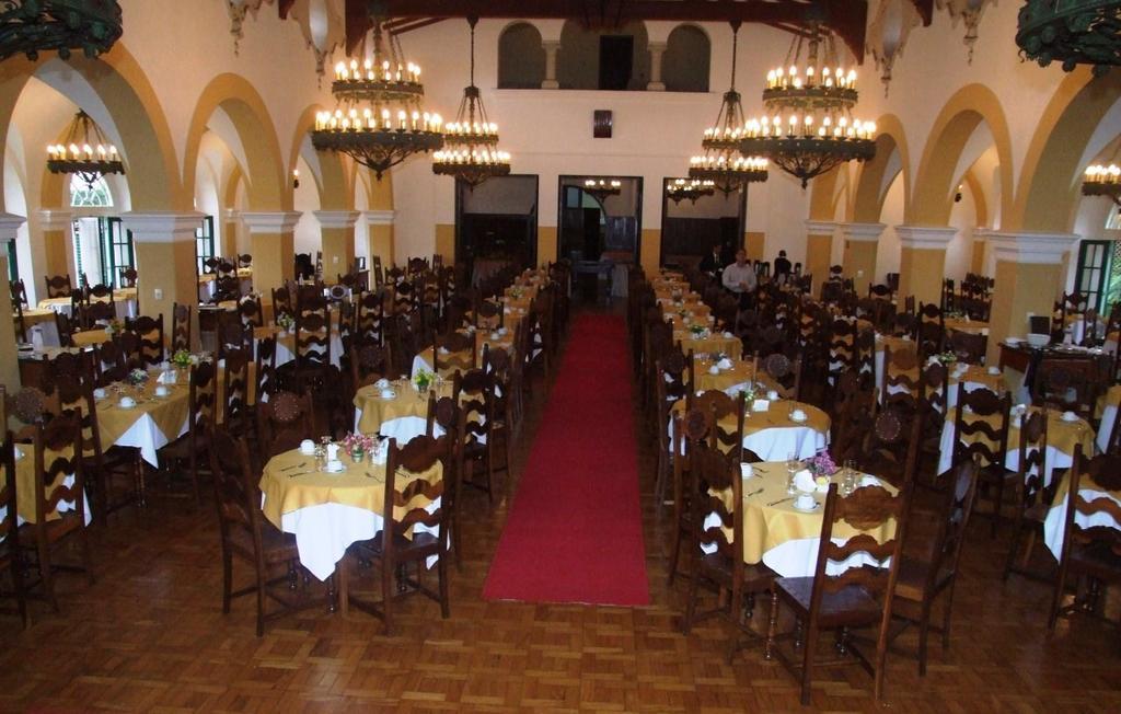 Hotel Gloria Resort & Convention 카샴부 외부 사진