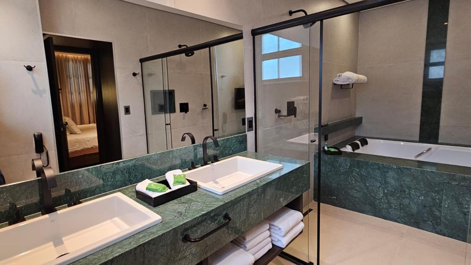Hotel Gloria Resort & Convention 카샴부 외부 사진